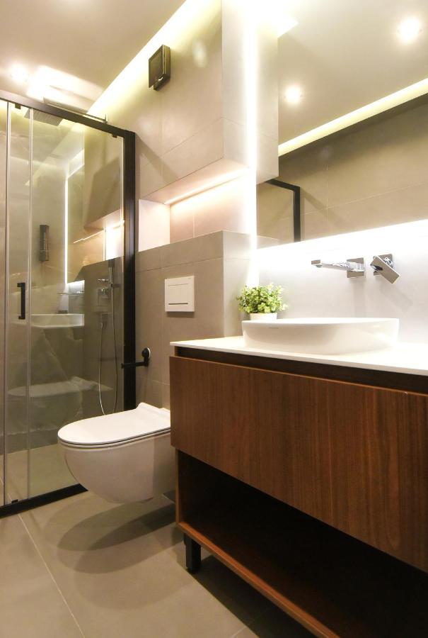 Grandeur Apartments พูลา ภายนอก รูปภาพ
