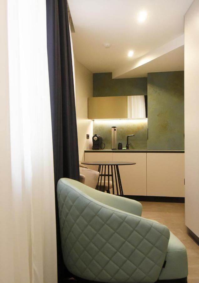 Grandeur Apartments พูลา ภายนอก รูปภาพ
