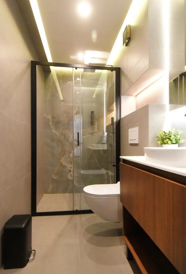 Grandeur Apartments พูลา ภายนอก รูปภาพ