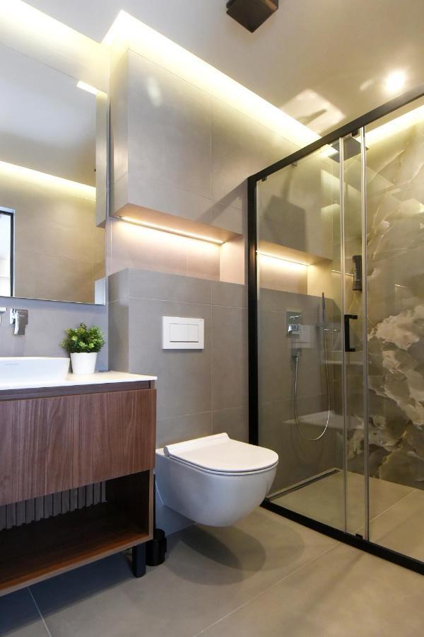 Grandeur Apartments พูลา ภายนอก รูปภาพ